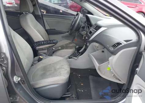 2015 Hyundai Accent Gls z USA, uszkodzony, nr VIN KMHCT4AE4FU834422